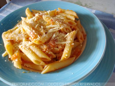 Penne & Tomates