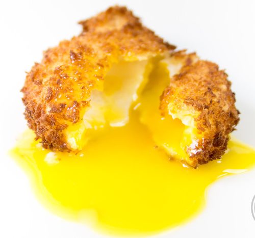 essa eh polemica: ovo com gema mole e figado empanado : gororoba