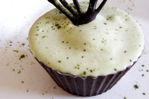 Semifreddo de Matchá e Chocolate Branco por PratoFundo.com