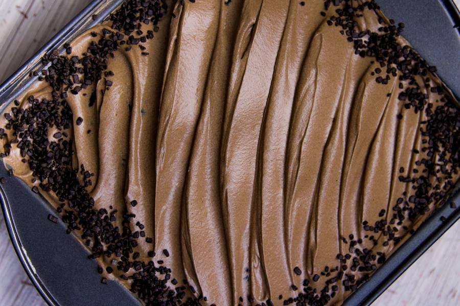 Bolo de chocolate cremoso - Receitas Agora