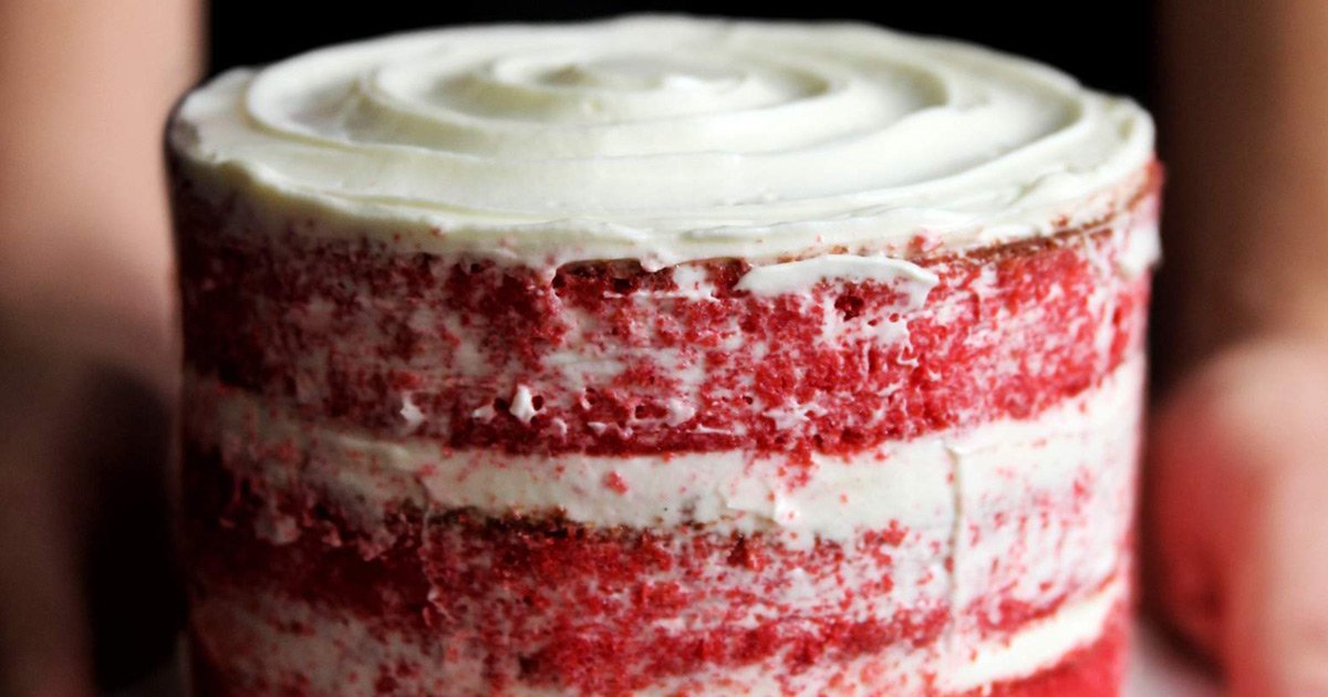 Bolo Red Velvet com creme de mascarpone e frutos vermelhos // Red Velvet  layer cake - Coco e Baunilha